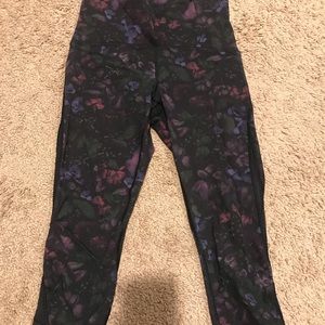 Lululemon Crop legging size 4